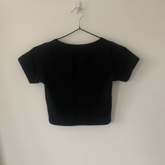 Brandy Melville Black T-Shirt - Picture 3 of 3